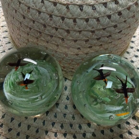 Paperweights, a pair of swallow-tailed birds Countrycore Country Cottagecore - Picture 2 of 10